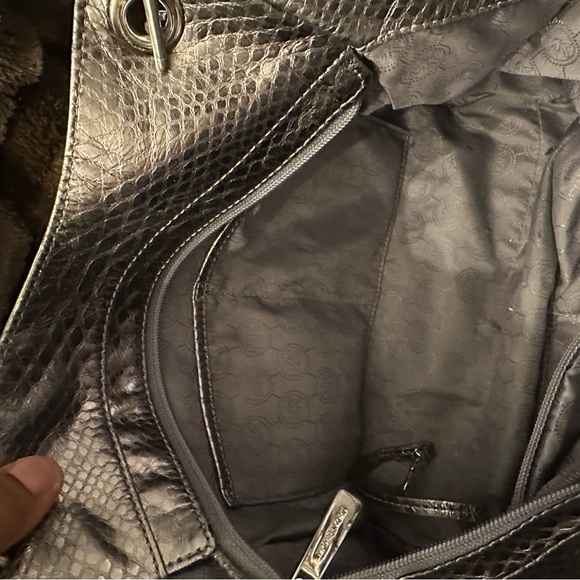 Michael Kors Gun Metallic Shoulder Bag with Chain Details - Picture 9 of 9